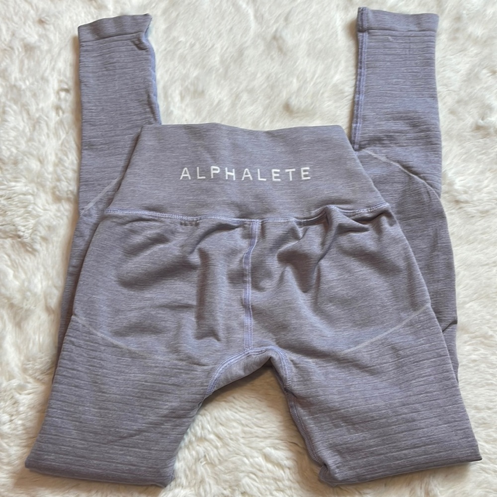 Alphalete Revival R6 leggings - SIZE: XS